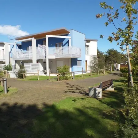 Two-story In For A Quiet Apartment *