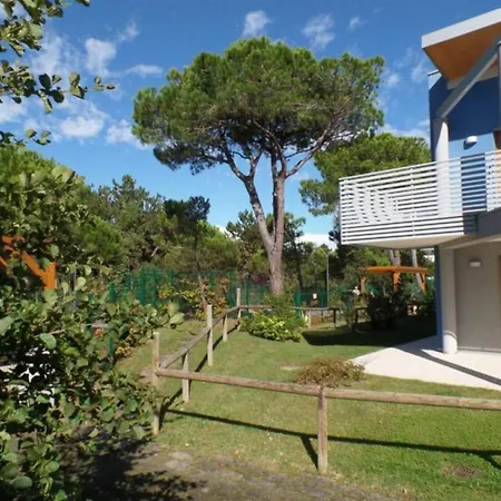 Two-story In For A Quiet Apartment Bibione